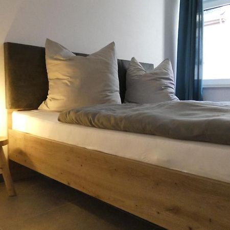 Moselufer Apartments Юрциґ Екстер'єр фото