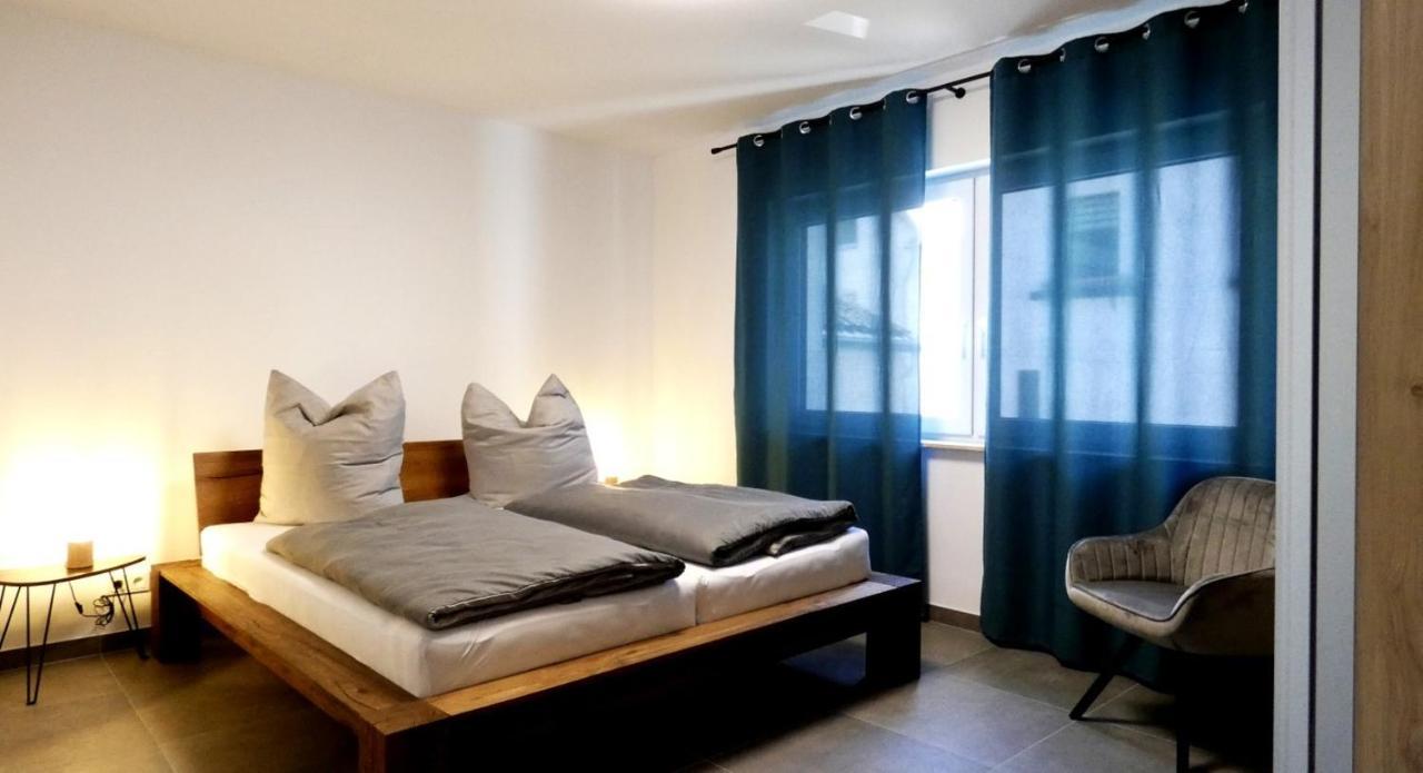 Moselufer Apartments Юрциґ Екстер'єр фото
